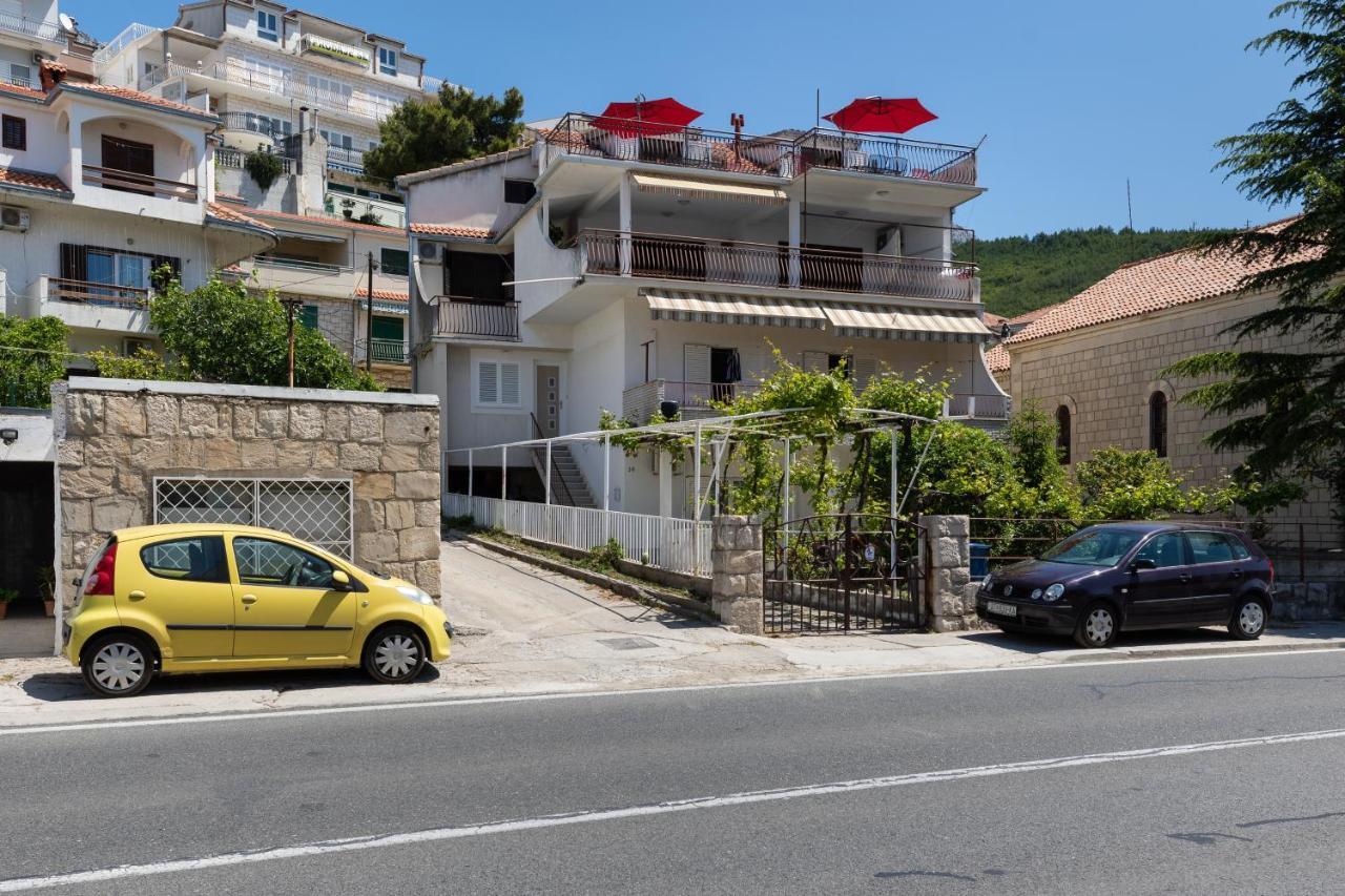 Apartments By The Sea Sumpetar, Omis - 11462 Jesenice  Exterior photo